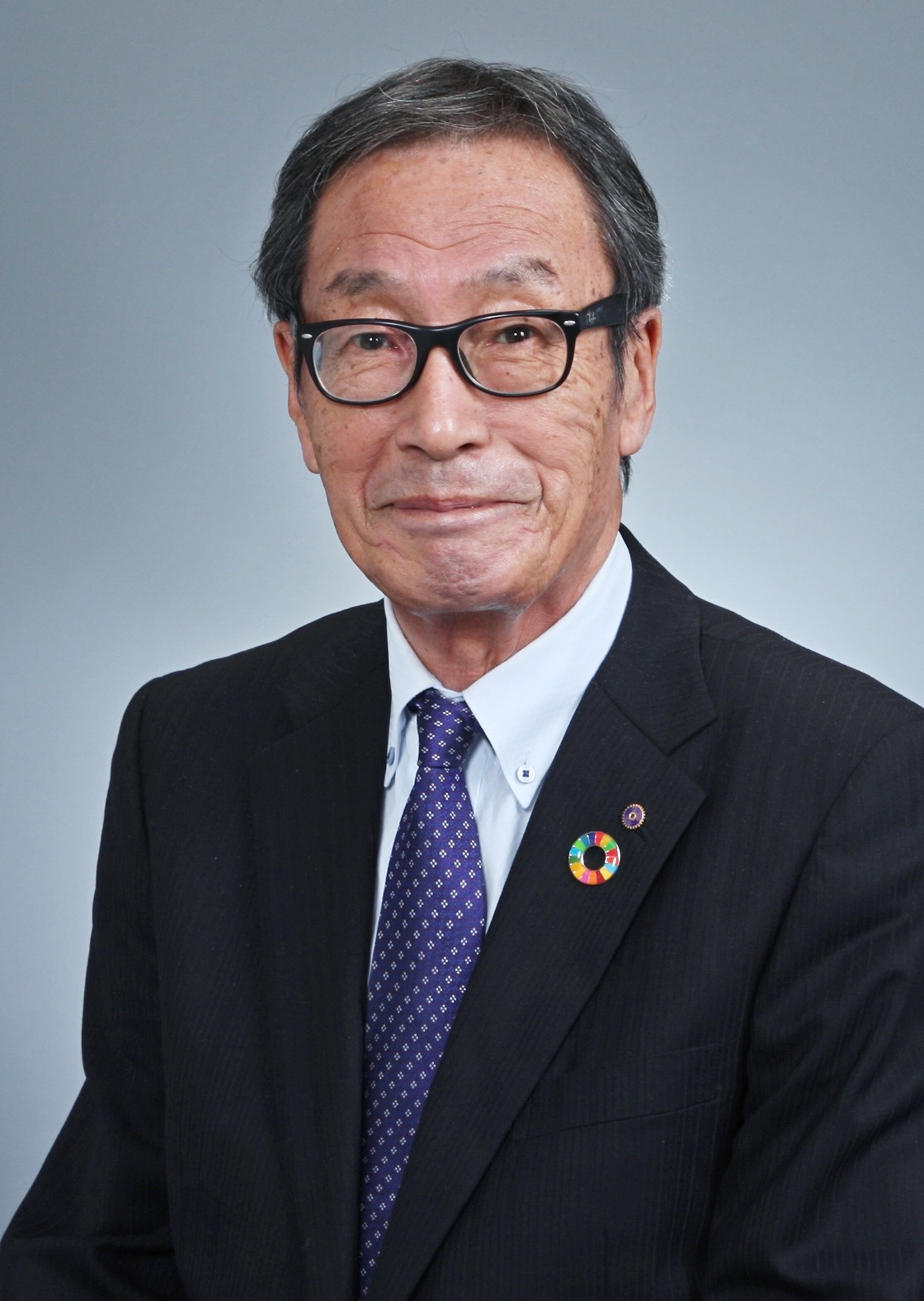 板倉孝一